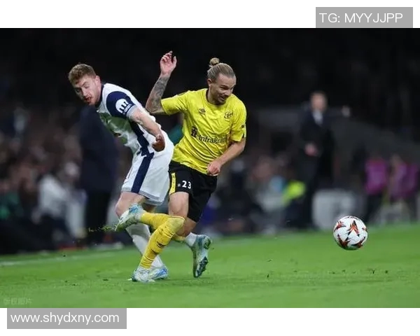 埃尔夫斯堡与达尔的精彩对决揭示了足球战术的魅力与团队合作的重要性