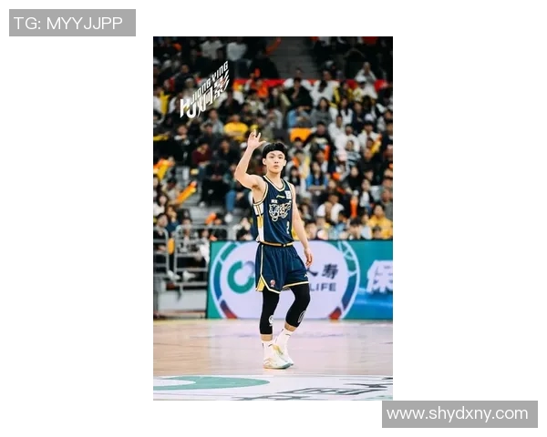 徐杰:从青年才俊到篮球场上的璀璨明星,如何书写自己的传奇人生