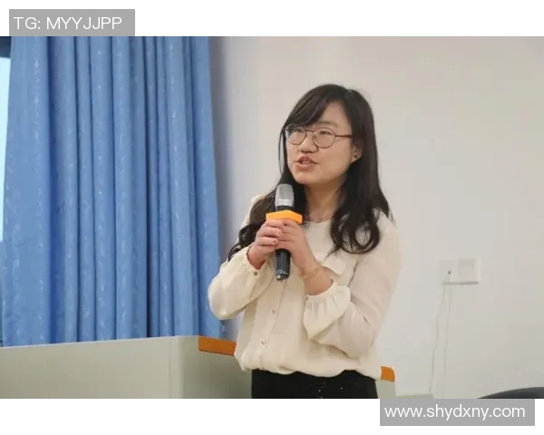 滑板与梦想交织的旅程：张芳的深度对话与人生启示